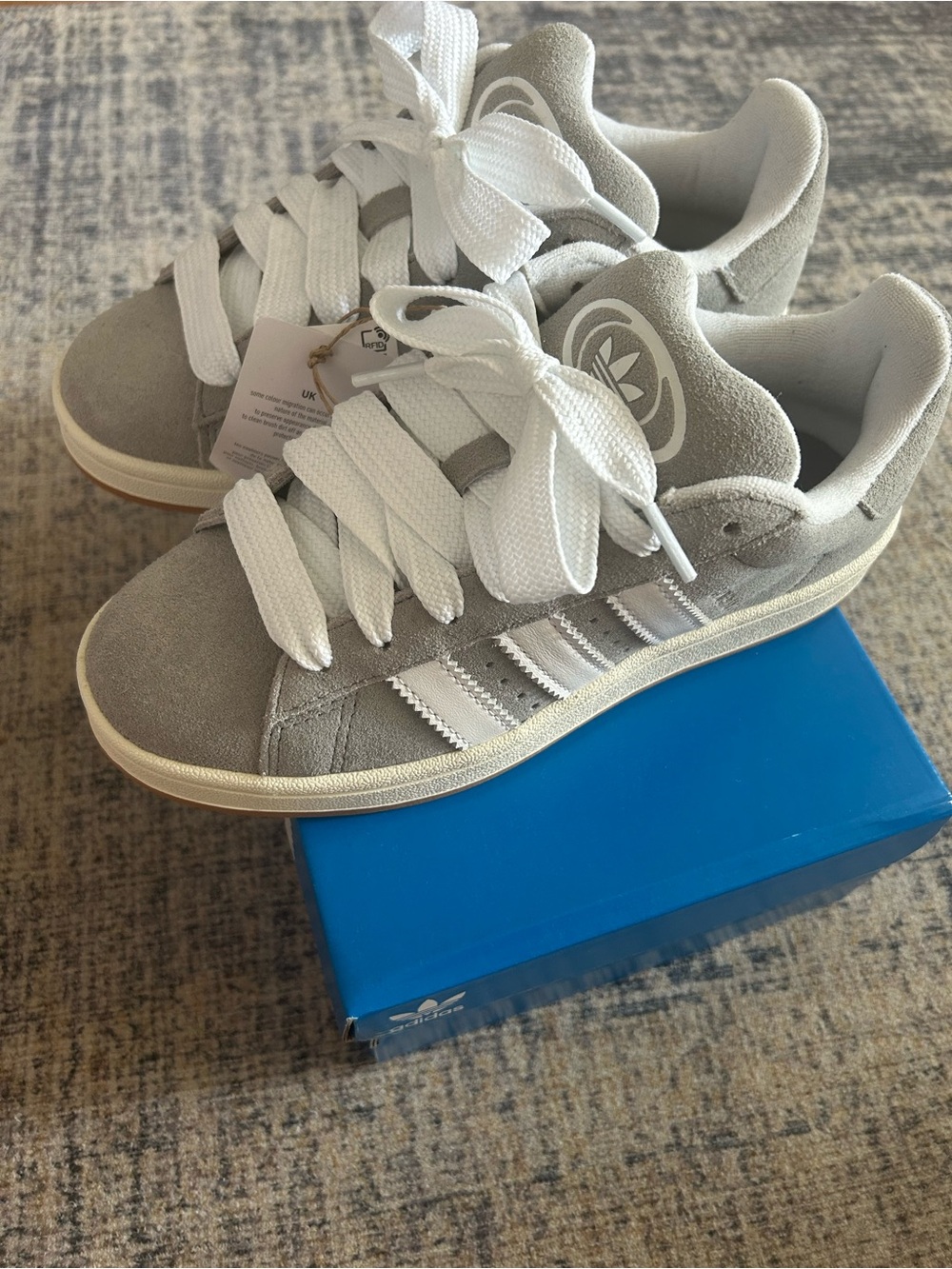 grey adidas campus 00s